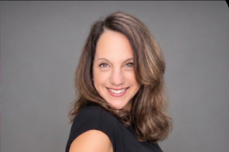Elaine M Pardi